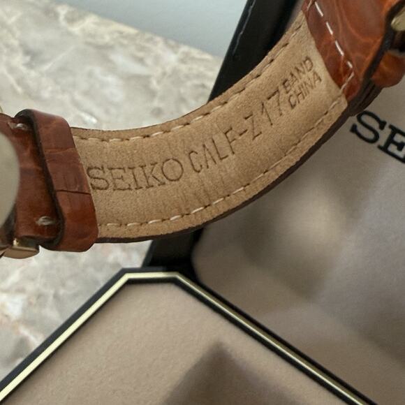 VTG Seiko Women Gold Tone Flat Round Watch Kroger Emblem Calf Leather JAPAN New - Picture 6 of 10